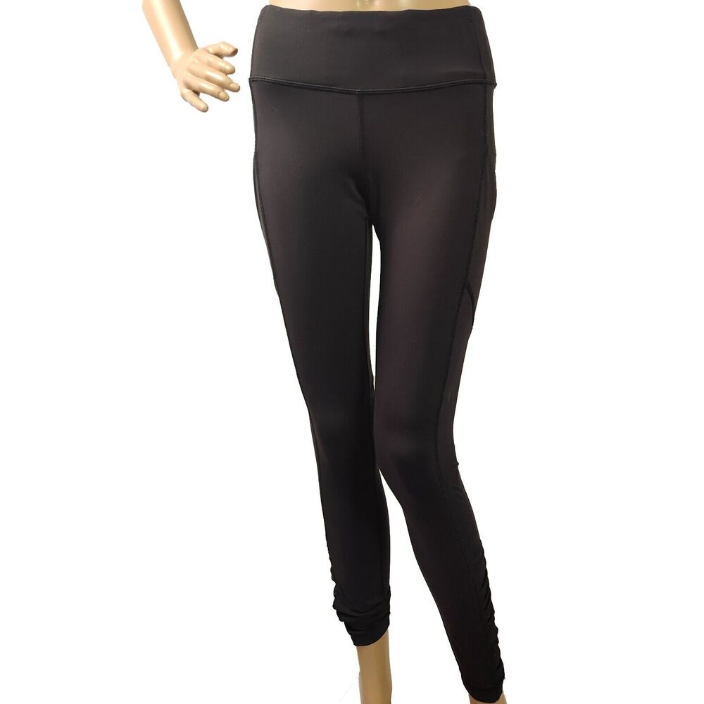 Lululemon Women's leggings Size 6